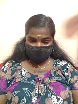 sulekha-mallu online show from 10/31/25, 03:18