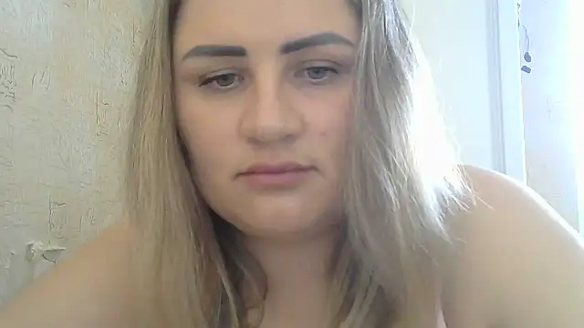 Snapshot of Honeydew-Waves chatting on 07/14/26, 06:40 Honeydew-Waves online show from 07/14/26, 06:40
