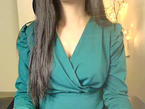 Snapshot of CUTE_princess_143 chatting on 05/30/26, 03:20 CUTE princess 143 online show from 05/30/26, 03:20