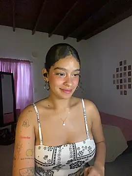 Snapshot of Arteatenea__ chatting on 02/01/25, 10:34 Arteatenea online show from 02/01/25, 10:34