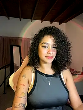 Snapshot of Arteatenea__ chatting on 09/28/25, 01:44 Arteatenea online show from 09/28/25, 01:44