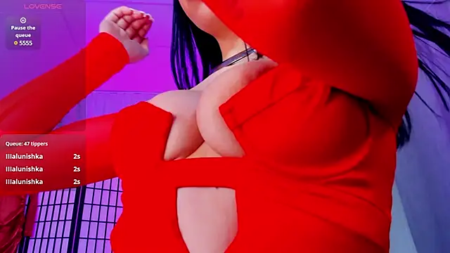 Snapshot of SinCityLiz chatting on 03/10/25, 08:45 SinCityLiz online show from 03/10/25, 08:45