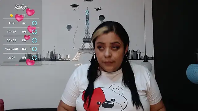 Snapshot of brendamaz chatting on 03/20/25, 12:22 brendamaz online show from 03/20/25, 12:22