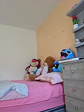 Snapshot of Selena_blake chatting on 02/07/26, 09:51 Selena blake online show from 02/07/26, 09:51