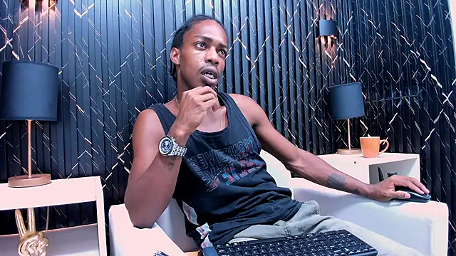 LarryCollin online show from 03/09/25, 06:17