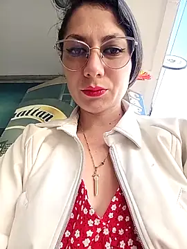 Snapshot of VALERY-03_ chatting on 06/11/26, 01:20 VALERY-03 online show from 06/11/26, 01:20