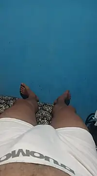 Snapshot of 1995eduardo chatting on 02/04/25, 08:17 1995eduardo online show from 02/04/25, 08:17