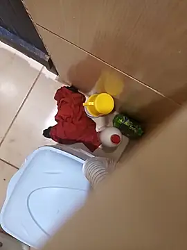 Snapshot of 1995eduardo chatting on 02/18/25, 11:55 1995eduardo online show from 02/18/25, 11:55