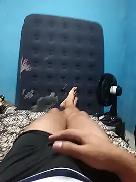 Snapshot of 1995eduardo chatting on 02/19/25, 11:36 1995eduardo online show from 02/19/25, 11:36