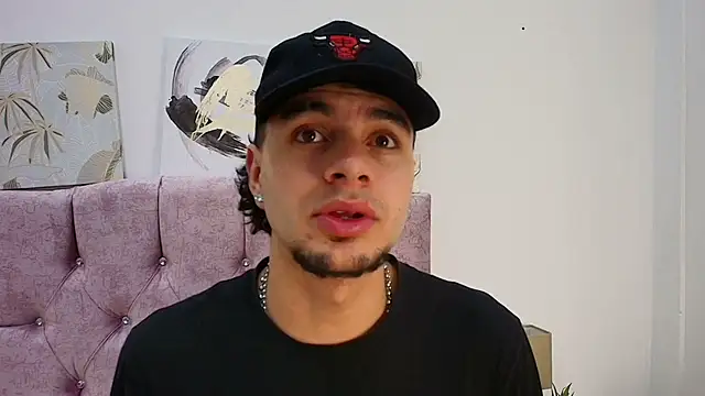 Amadeo Wild online show from 02/09/25, 12:19