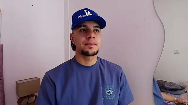 Amadeo Wild online show from 02/10/25, 02:59