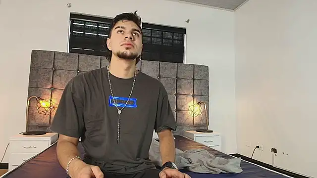 Amadeo Wild online show from 03/07/25, 12:34