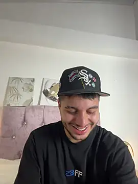 Amadeo Wild online show from 04/12/26, 03:55