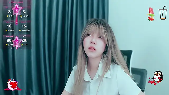 Snapshot of -Poison-Ivy- chatting on 12/18/24, 11:56 -Poison-Ivy- online show from 12/18/24, 11:56