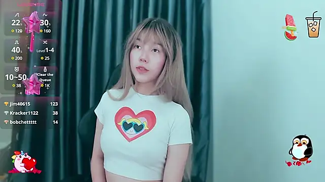 Snapshot of -Poison-Ivy- chatting on 01/05/25, 12:10 -Poison-Ivy- online show from 01/05/25, 12:10