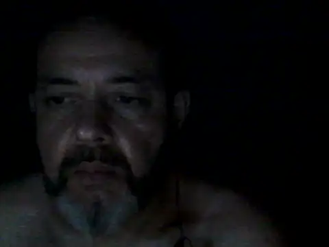 Leocesar37 online show from 09/18/25, 06:04