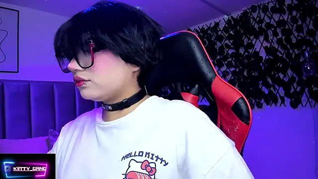 Snapshot of Kitty_Gang chatting on 02/27/26, 01:49 Kitty Gang online show from 02/27/26, 01:49