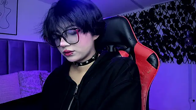 Kitty Gang online show from 03/05/26, 01:34