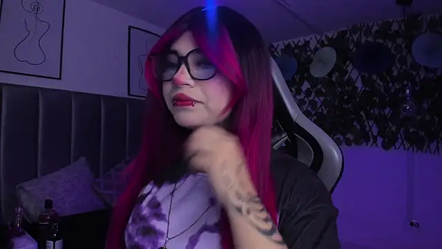 Kitty Gang online show from 05/02/26, 01:21