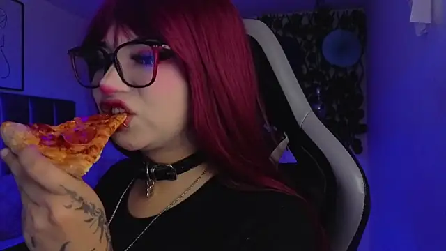 Kitty Gang online show from 05/28/26, 01:58