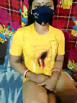 Snapshot of indiancouple09 chatting on 12/25/24, 04:11 indiancouple09 online show from 12/25/24, 04:11