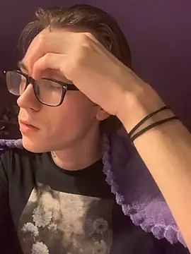 Alex17am online show from 12/01/25, 12:15