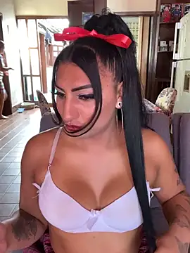 Brianna Trans00 online show from 01/25/25, 05:18