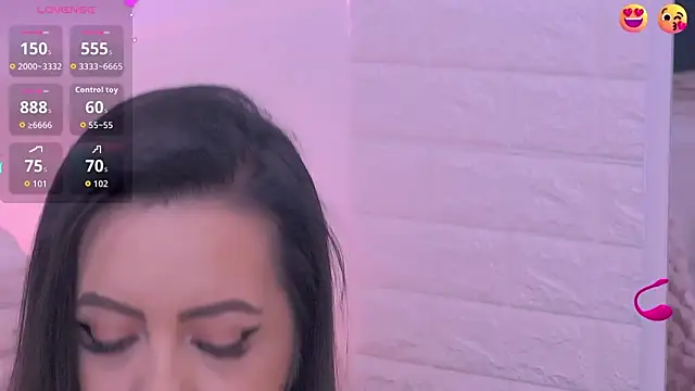 Snapshot of Ariel__Blossom chatting on 10/27/25, 05:55 Ariel Blossom online show from 10/27/25, 05:55