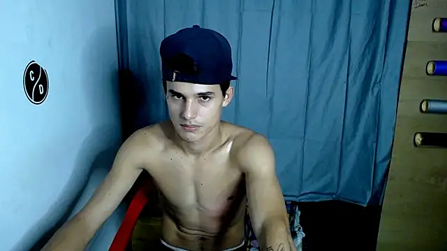 Snapshot of freddy_romas chatting on 02/09/25, 01:11 freddy romas online show from 02/09/25, 01:11