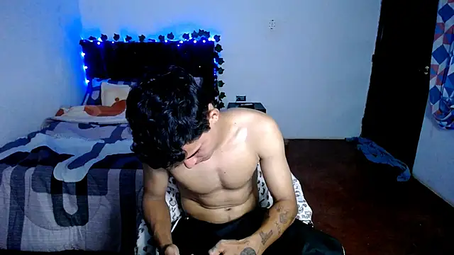 Snapshot of freddy_romas chatting on 09/26/25, 12:14 freddy romas online show from 09/26/25, 12:14