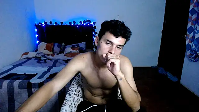Snapshot of freddy_romas chatting on 09/27/25, 12:48 freddy romas online show from 09/27/25, 12:48