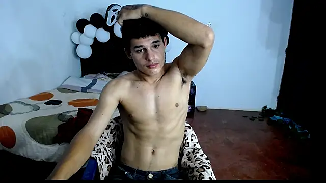 Snapshot of freddy_romas chatting on 10/09/25, 01:14 freddy romas online show from 10/09/25, 01:14