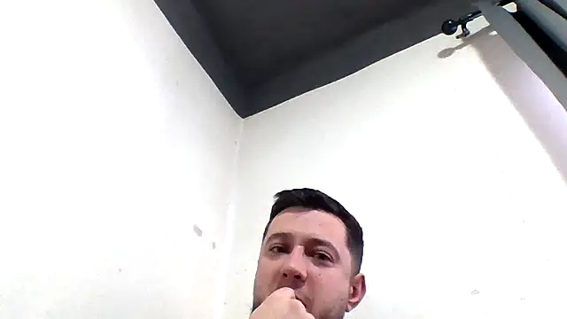 Snapshot of Evafiregirl chatting on 12/19/25, 09:38 Evafiregirl online show from 12/19/25, 09:38