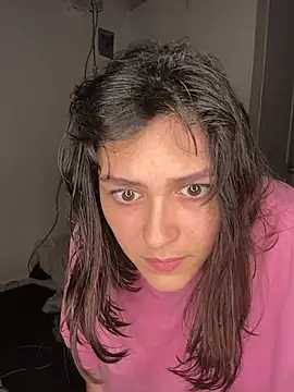 soysara15 online show from 05/25/26, 03:23