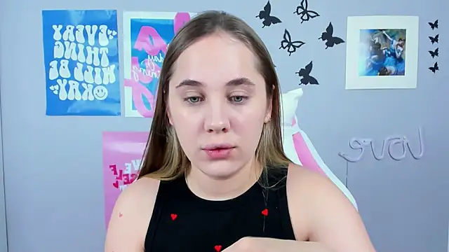 Snapshot of MiaMilas chatting on 02/06/25, 06:40 MiaMilas online show from 02/06/25, 06:40