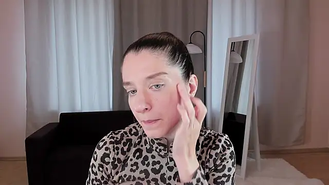 helentasty online show from 09/14/25, 02:33