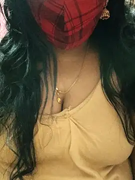 mallu-sumi online show from 02/17/25, 01:15