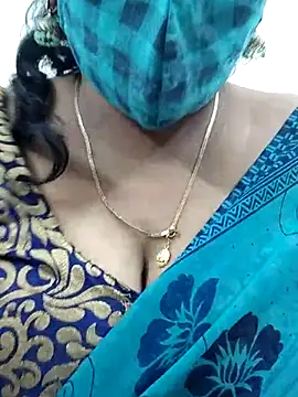 mallu-sumi online show from 02/17/25, 11:20