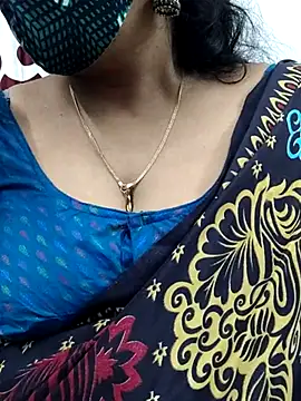 mallu-sumi online show from 02/18/25, 06:37