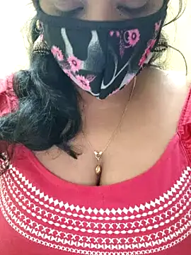 mallu-sumi online show from 02/19/25, 01:39