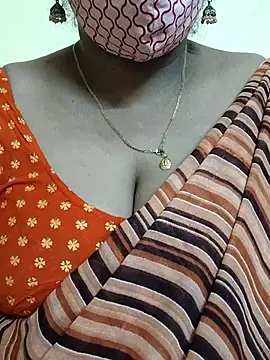 mallu-sumi online show from 02/28/25, 11:01