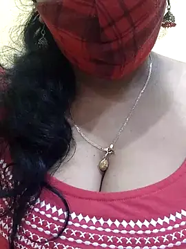 mallu-sumi online show from 03/07/25, 08:33