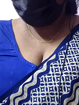 mallu-sumi online show from 11/29/25, 06:00