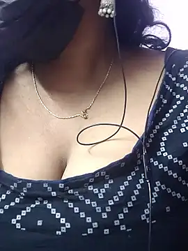 mallu-sumi online show from 01/13/26, 06:02