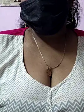 mallu-sumi online show from 04/16/26, 05:58