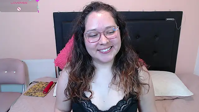 May Carlier online show from 02/05/25, 05:52