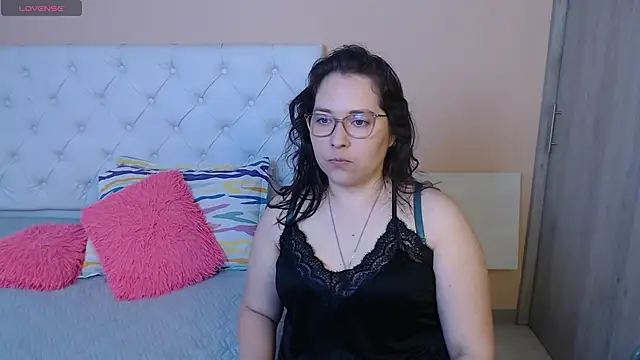 May Carlier online show from 01/05/26, 08:23