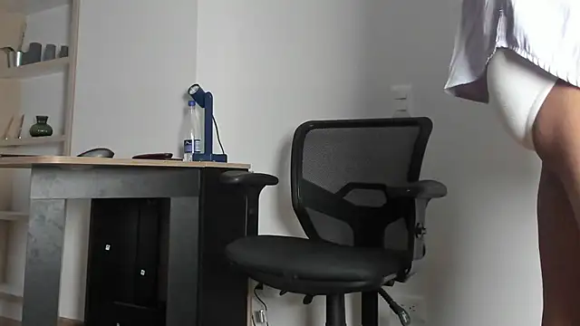 Snapshot of pablo-rincon95 chatting on 02/19/25, 10:56 pablo-rincon95 online show from 02/19/25, 10:56