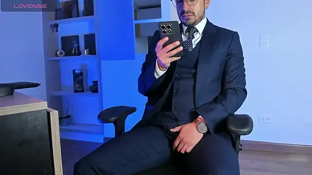 pablo-rincon95 online show from 01/10/26, 02:19