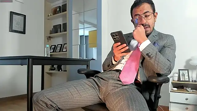 Snapshot of pablo-rincon95 chatting on 06/03/26, 04:34 pablo-rincon95 online show from 06/03/26, 04:34